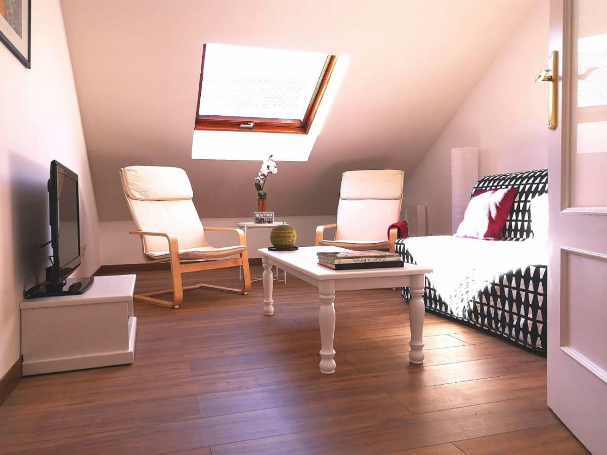 Apartamento En Centro Historico De San Lorenzo De El Escorial Eksteriør bilde